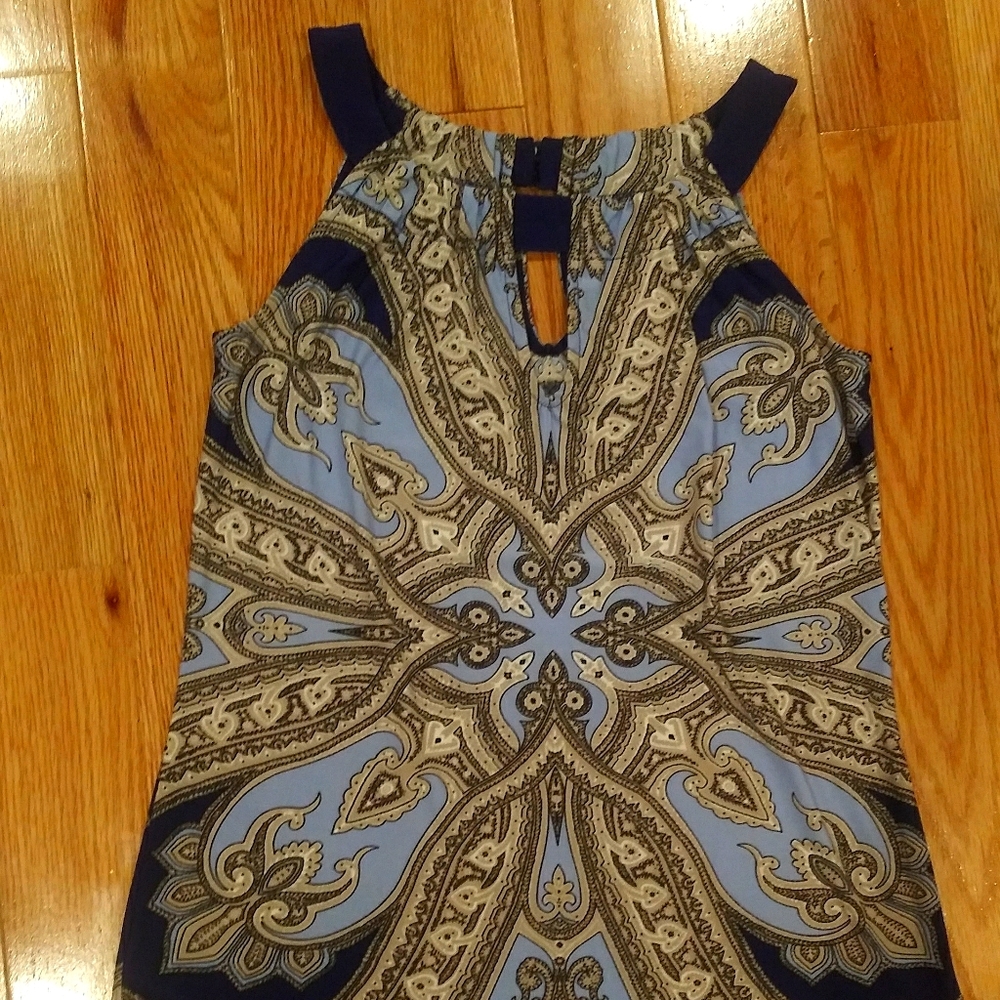 Sleeveless Concept Blouse
